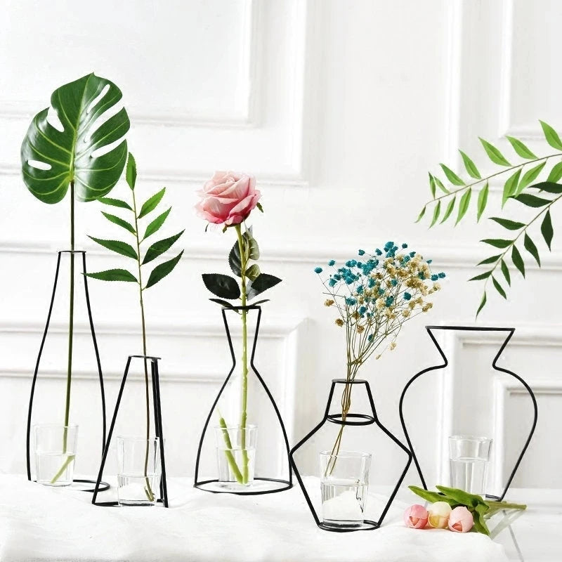 Slique-Nordic-Style-Metal-Frame-Vase