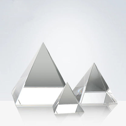 Slique-Glass-Pyramid