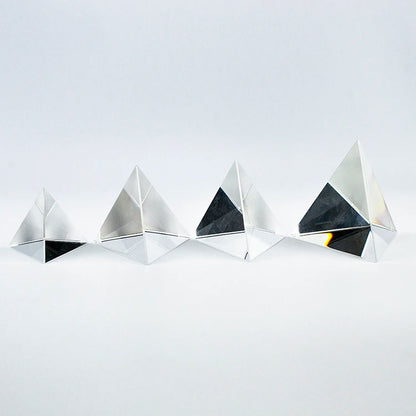 Slique-Glass-Pyramid